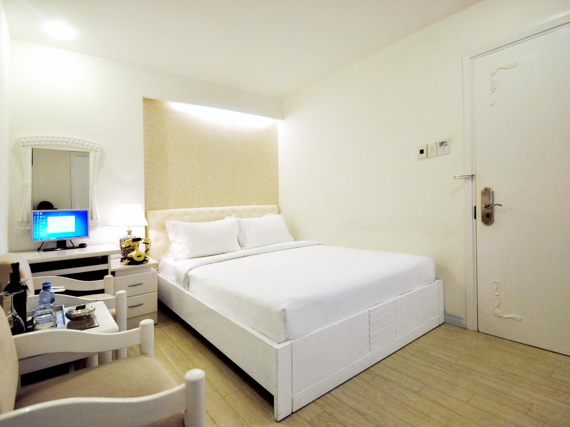 The White Hotel 8A Thai Van Lung Хошимін Екстер'єр фото