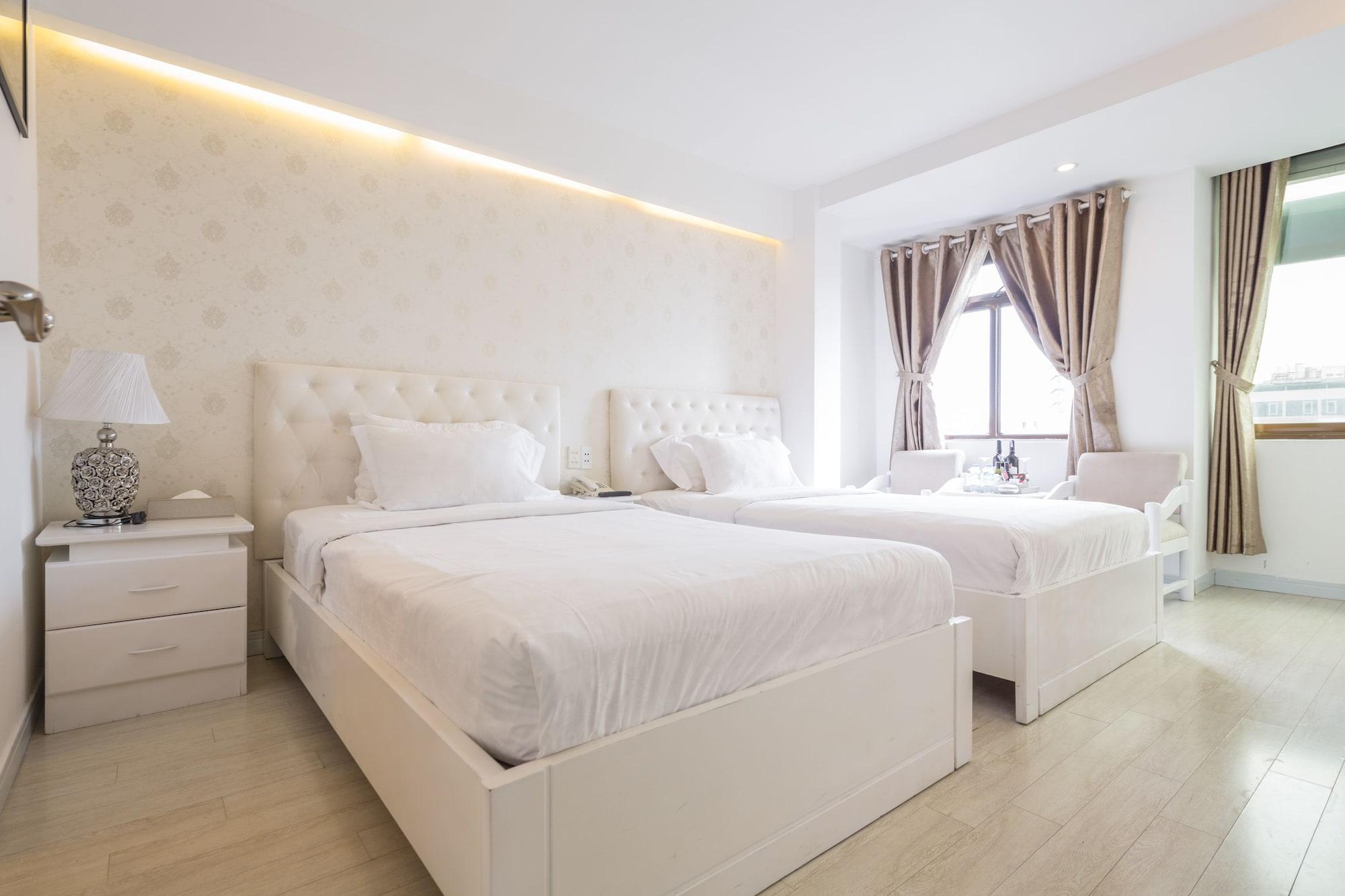 The White Hotel 8A Thai Van Lung Хошимін Екстер'єр фото
