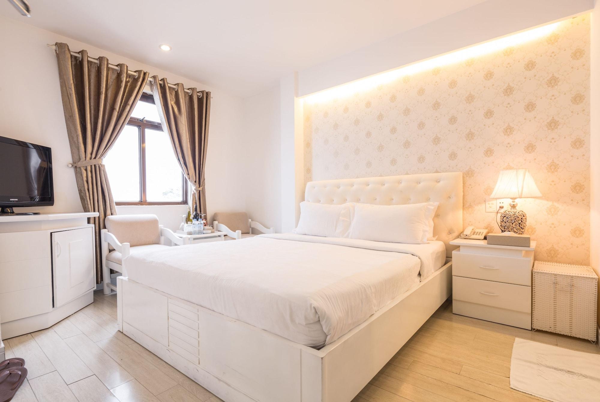 The White Hotel 8A Thai Van Lung Хошимін Екстер'єр фото