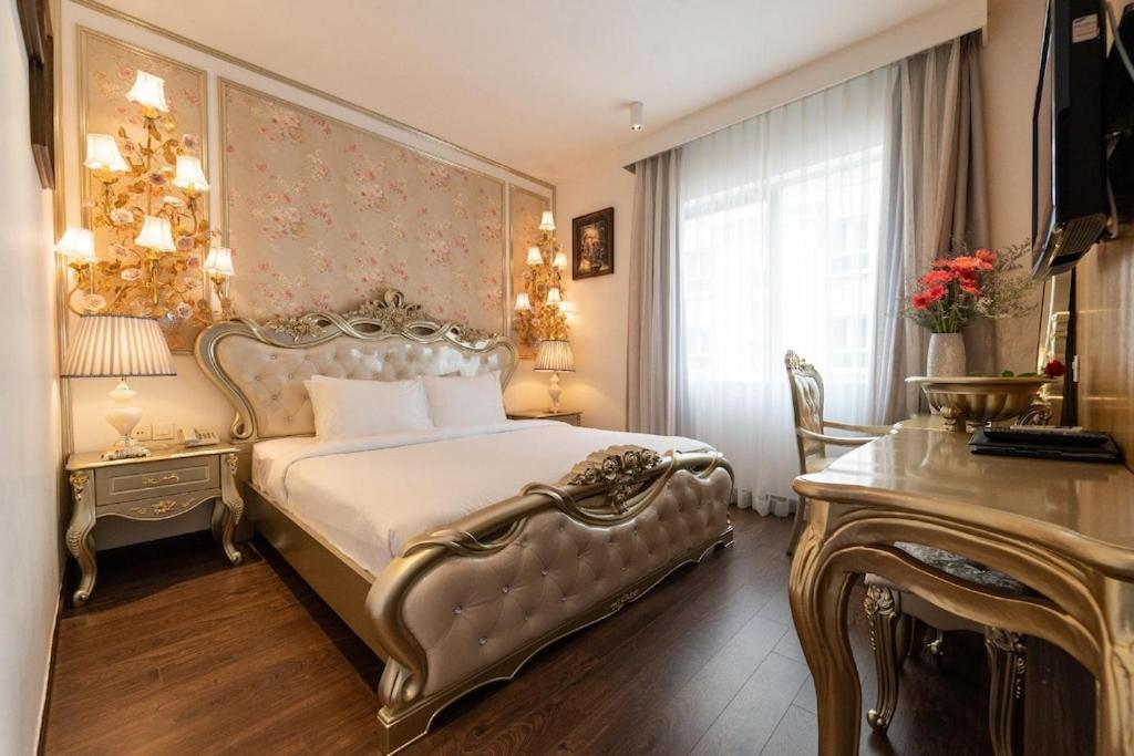 The White Hotel 8A Thai Van Lung Хошимін Екстер'єр фото