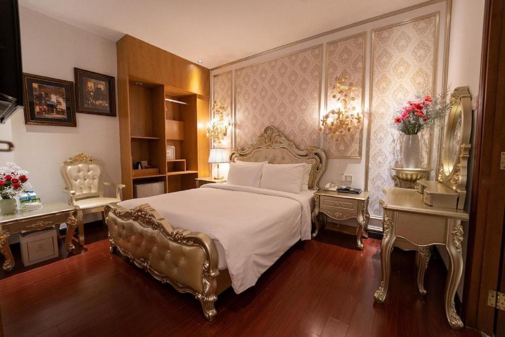 The White Hotel 8A Thai Van Lung Хошимін Екстер'єр фото