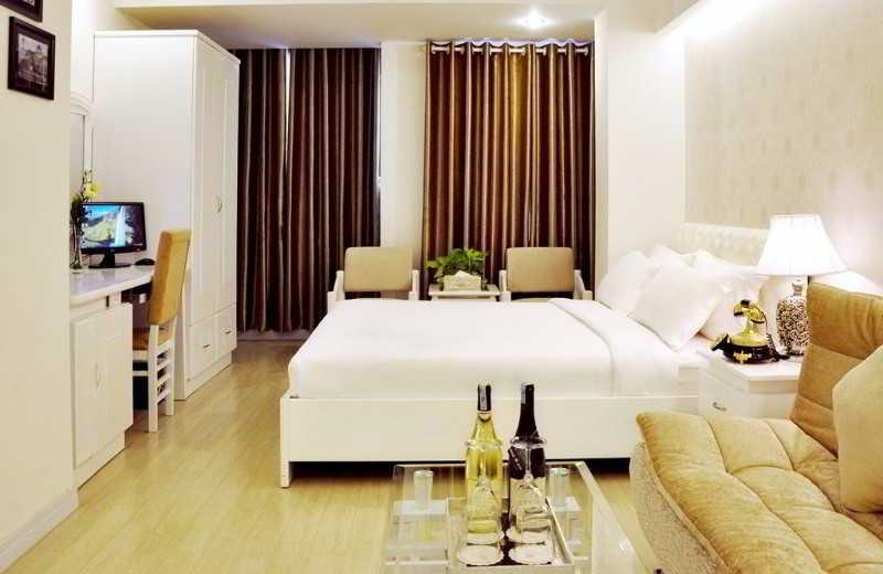 The White Hotel 8A Thai Van Lung Хошимін Екстер'єр фото