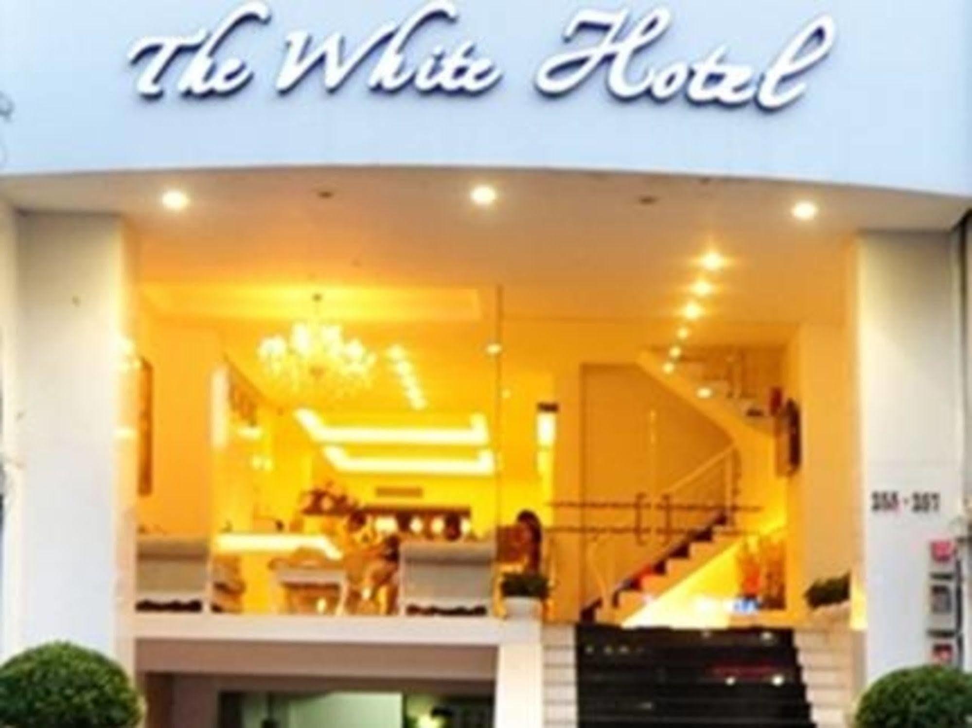 The White Hotel 8A Thai Van Lung Хошимін Екстер'єр фото